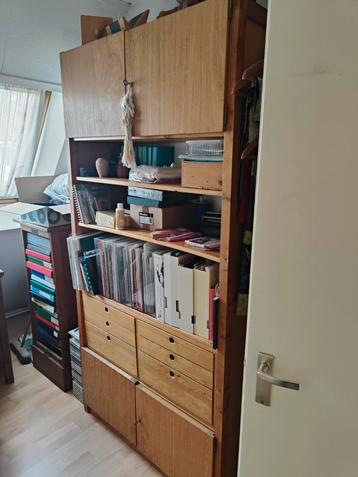 Vintage Lundia Kast - Stijlvol en Praktisch! beschikbaar voor biedingen