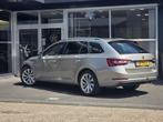 Skoda Superb Combi 2.0 TDI Style Business EXPORT / PANO / FU, Stof, Gebruikt, Euro 6, 2000 kg