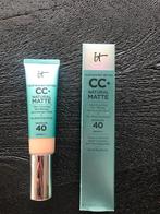 It foundation CC+ cream, Ophalen of Verzenden, Zo goed als nieuw, Beige, Gehele gezicht