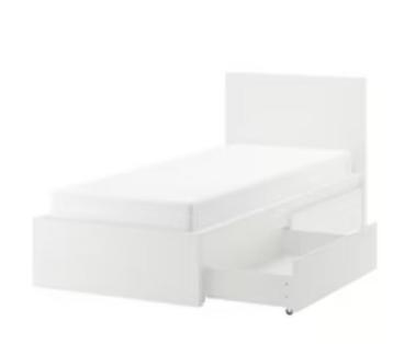Ikea Malm bed met 2 lades. 