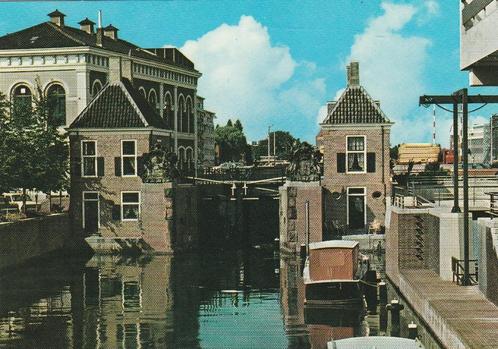 ZAANDAM Wilhelminasluis, Verzamelen, Ansichtkaarten | Nederland, Ongelopen, Noord-Holland, 1980 tot heden, Verzenden