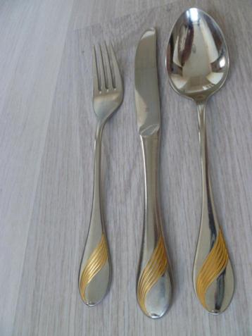 Bestek set: Vork, mes en lepel. Zilver, + gouden versiering. beschikbaar voor biedingen