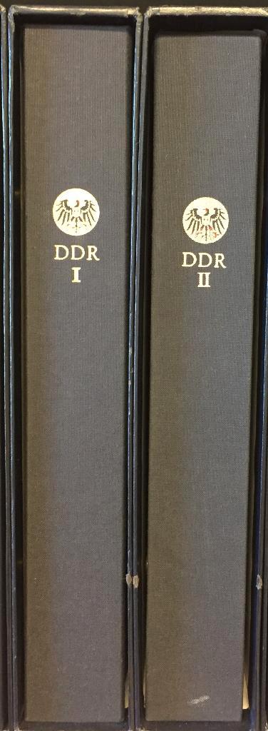 1590 DDR gestempeld in 2 Davo albums., Postzegels en Munten, Postzegels | Volle albums en Verzamelingen, Buitenland, Ophalen of Verzenden