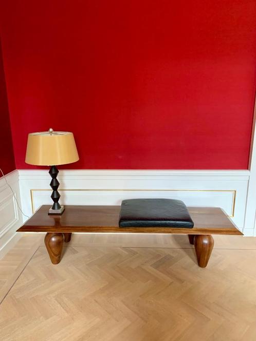 Grote massief houten salontafel / museumbank, Huis en Inrichting, Tafels | Salontafels, Gebruikt, Minder dan 50 cm, 50 tot 100 cm