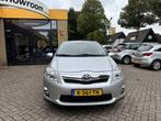 Toyota Auris 1.8 Full Hybrid Aspiration Climate Control, Euro 5, 4 cilinders, 26 km/l, Auris