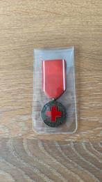 Nederlandse Rode Kruis Medaille voor trouwe dienst, Ophalen of Verzenden, Overige soorten, Nederland, Lintje, Medaille of Wings