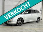 Toyota Avensis Wagon 2.4 VVTi Linea Luna - Automaat - Parkee, Auto's, Parkeersensor, 4 cilinders, 163 pk, 10 km/l