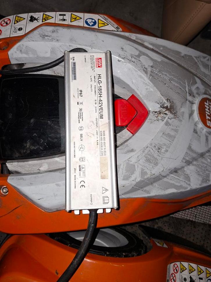 ROBOT GRAS MAAIER VAN STIHLR M I 522, Auto-onderdelen, Vrachtwagen-onderdelen, Overige merken, Ophalen