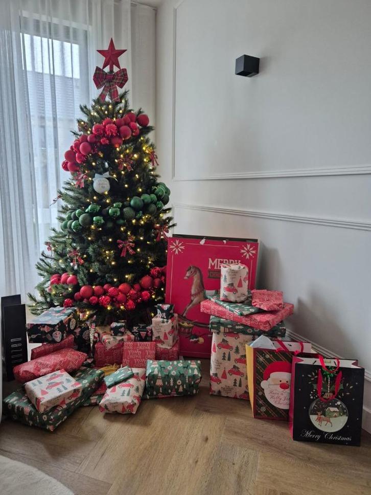 Kerstboom Intratuin, Diversen, Kerst, Zo goed als nieuw, Ophalen