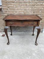 Antieke theetafel, Ophalen