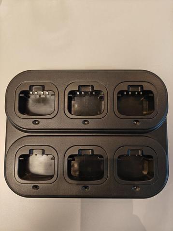 TYT 6-voudig multi lader TC-3000 en UV8000D NIEUW beschikbaar voor biedingen