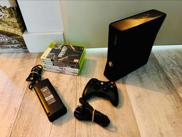 Xbox 360 slim 250GB met games beschikbaar voor biedingen