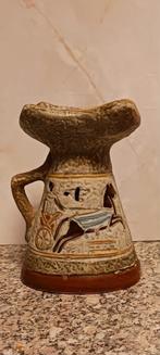 AMERIKA ART POTTERY MET OUD EGYPTISCH STRIJDWAGEN MOTIEF, Antiek en Kunst, Ophalen of Verzenden
