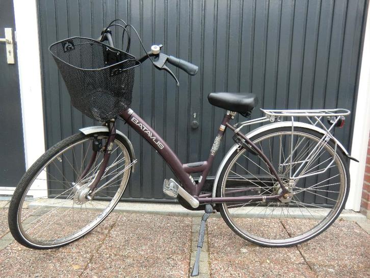 BATAVUS "Future" met framemaat 48 cm en 3 versnellingen, Fietsen en Brommers, Fietsen | Dames | Damesfietsen, Zo goed als nieuw