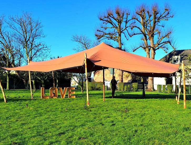 Roze Stretchtent huren! - Exclusieve tent bruiloft te huur!, Hobby en Vrije tijd, Feestartikelen | Verhuur, Zo goed als nieuw