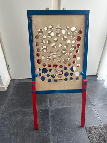 Te huur gatenkaas spel beschikbaar voor biedingen