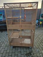 Ruime kooi opknapwerk, Dieren en Toebehoren, Knaagdieren en Konijnen | Hokken en Kooien, Ophalen of Verzenden, 110 cm of meer