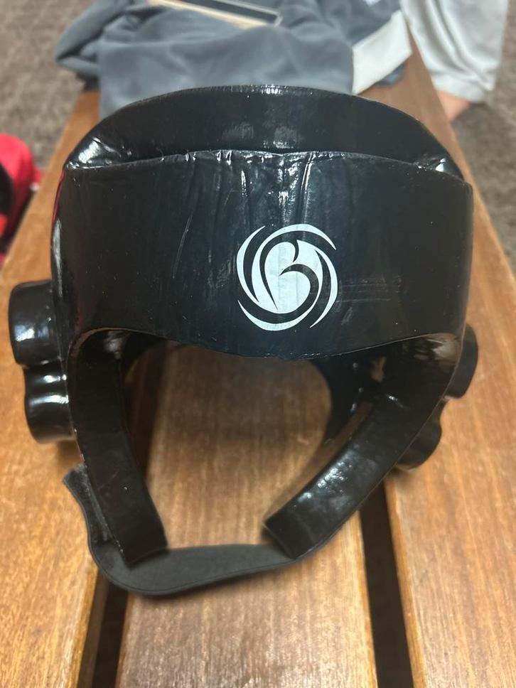 Taekwondo Hoofdbeschermer Maat M - Gebruikt, Sport en Fitness, Vechtsporten en Zelfverdediging, Gebruikt, Taekwondo, Vechtsportbescherming