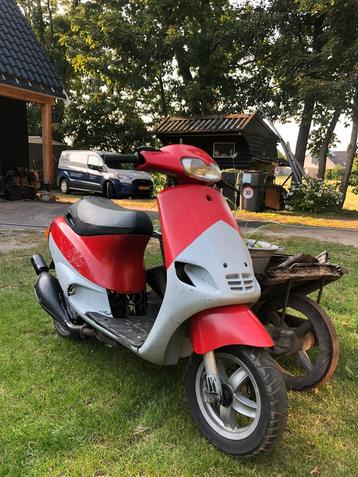 Piaggio Zip 3 70cc zonder 123 met partij onderdelen beschikbaar voor biedingen