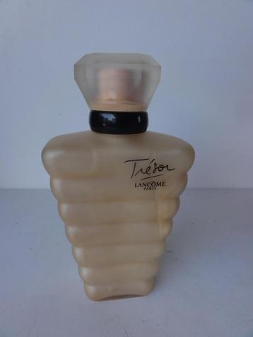 OLD VERSION Lancome Tresor bodylotion en fragranced body beschikbaar voor biedingen