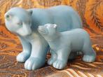 Prachtig oud beeld uit Engeland van ijsbeer met jong 19 cm., Antiek en Kunst, Ophalen of Verzenden