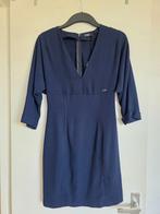CNC jurk, Nieuw, XS-S (ook Sandro, Maje, Jarome, Karen Mille, Kleding | Dames, CNC, Blauw, Nieuw, Ophalen of Verzenden