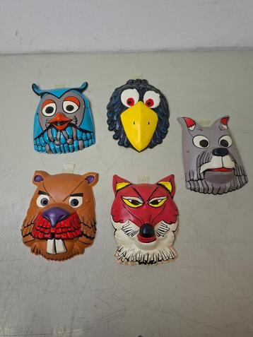 Fabeltjeskrant maskers set uit 1968 – 5 stuks beschikbaar voor biedingen