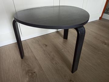 IKEA Svalsta bijzettafel zwart beschikbaar voor biedingen