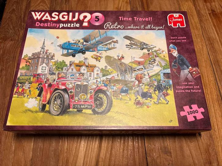 Wasgij Destiny 5 Retro Puzzel - 1000 stukjes, Hobby en Vrije tijd, Denksport en Puzzels, Zo goed als nieuw, Legpuzzel, 500 t/m 1500 stukjes