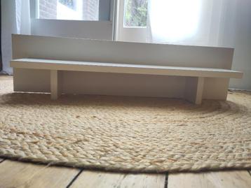 Wandplank wit beschikbaar voor biedingen
