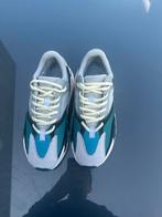 Yeezy 700 v2, Kleding | Heren, Schoenen, Ophalen of Verzenden, Zo goed als nieuw, Bruin, Adidas Yeezy