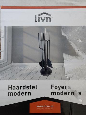 Moderne haardset Livn, zilverkleurige, zwart en antraciet  beschikbaar voor biedingen