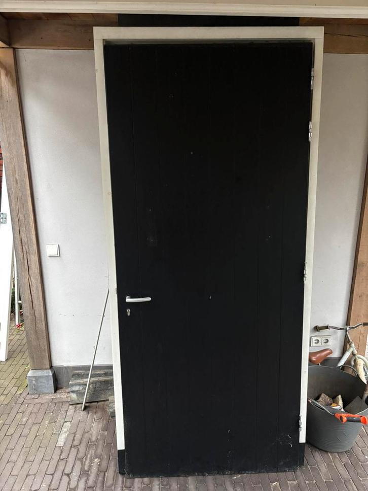 Kozijn met deur, Doe-het-zelf en Verbouw, Kozijnen en Schuifpuien, Zo goed als nieuw, Deurkozijn, Hout, 75 tot 150 cm, Ophalen of Verzenden