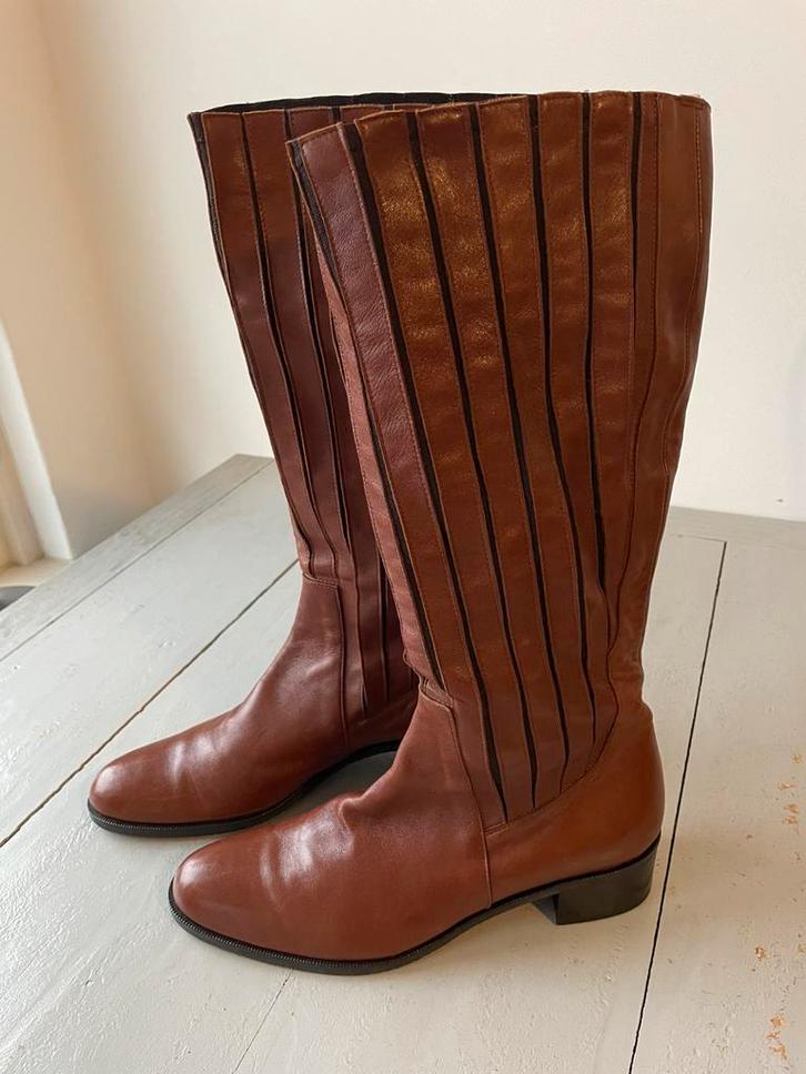 Leren laarzen van Lilian maat 39,5. Nieuw., Kleding | Dames, Schoenen, Nieuw, Hoge laarzen, Bruin, Verzenden
