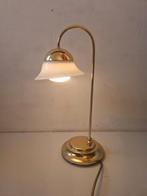 Vintage messing en melkglas bloem vorm bureaulamp., Onbekend, Ophalen of Verzenden, Zo goed als nieuw, Onbekend