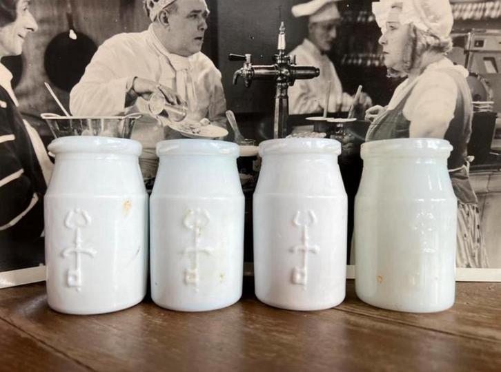 OUD LUYCKS MOSTERD POTJE, Verzamelen, Merken en Reclamevoorwerpen, Gebruikt, Ophalen of Verzenden