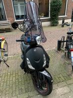 Te koop: ‏ Sym Fiddle 2, Maximaal 25 km/u, Benzine, 50 cc, Zo goed als nieuw