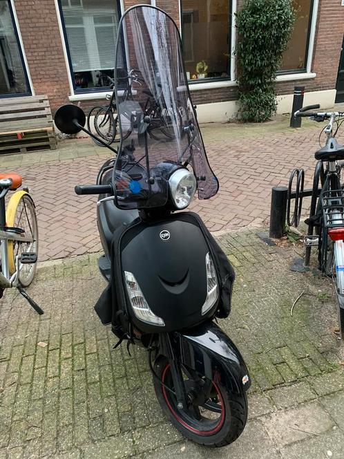 Te koop: ‏ Sym Fiddle 2, Fietsen en Brommers, Scooters | SYM, Zo goed als nieuw, Fiddle, Maximaal 25 km/u, Benzine, Ophalen