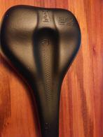 Zo goed als nieuwe fietszadel - Speciaal voor zadelproblemen, Algemeen, Ophalen of Verzenden, Zo goed als nieuw, SqLab 602 medium