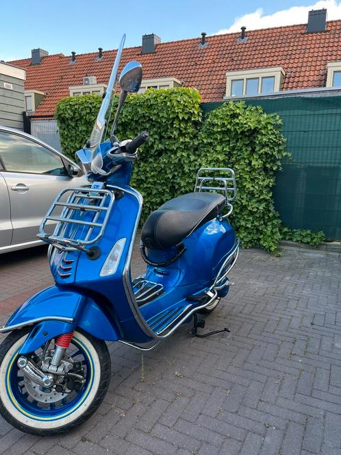 Vespa Sprint Azuri Blauw 2015, Fietsen en Brommers, Scooters | Vespa, Zo goed als nieuw, Ophalen