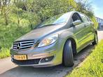 Mercedes-Benz B-Klasse 2.0 B200 5DRS CVT 2005 Grijs, Auto's, Mercedes-Benz, 136 pk, 4 cilinders, 1290 kg, 400 kg