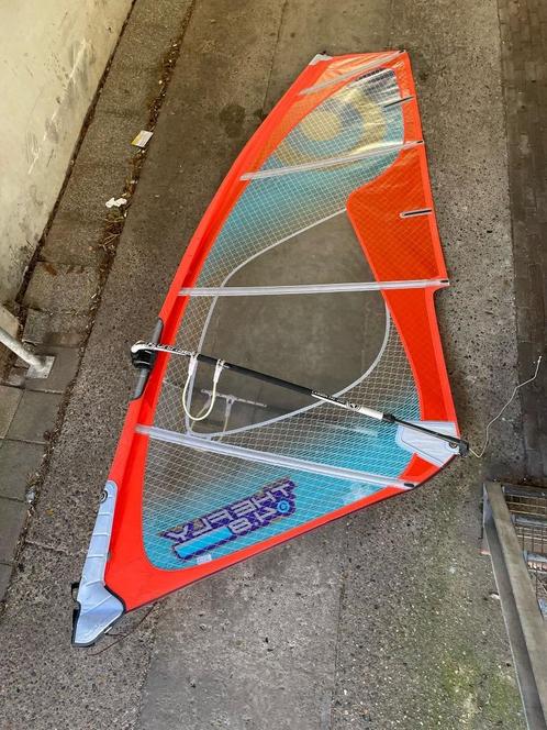 Neilpryde The Fly 4.8, Watersport en Boten, Windsurfen, Gebruikt, Zeil, Minder dan 250 cm, Minder dan 5 m², Ophalen of Verzenden
