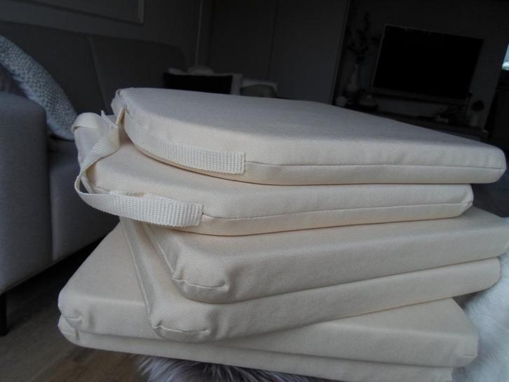 4 nieuwe stoelzitkussens met hoes. Crèmekleurig., Huis en Inrichting, Woonaccessoires | Kussens, Nieuw, Vierkant, Ophalen