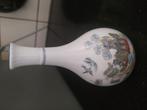 Wedgewood vaasje, Chinese Legend, puntgaaf, koopje, Overige kleuren, Aardewerk of Porselein, Ophalen of Verzenden, Zo goed als nieuw