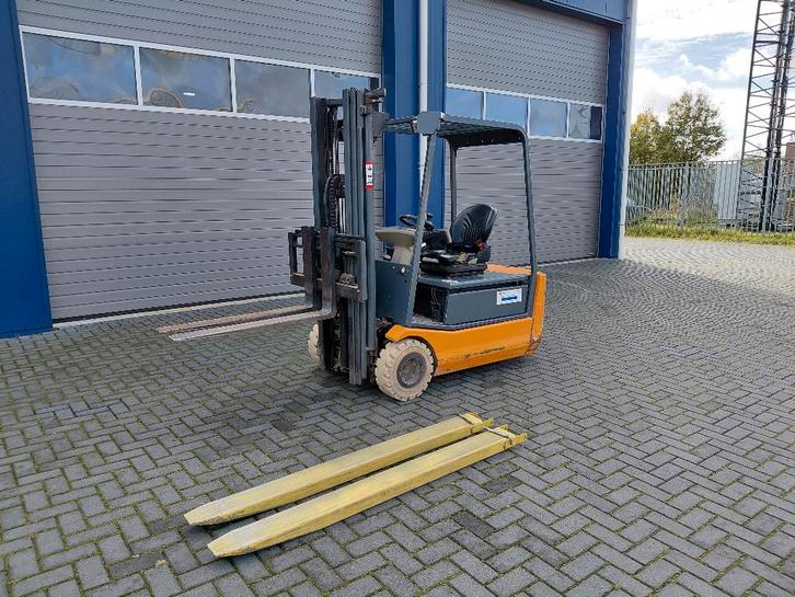 Still R20-16 Heftruck 1.6 ton Triplex Freelift Sideshift, Zakelijke goederen, Machines en Bouw | Heftrucks en Intern transport