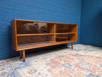 Vintage lowboard, jaren 60 beschikbaar voor biedingen
