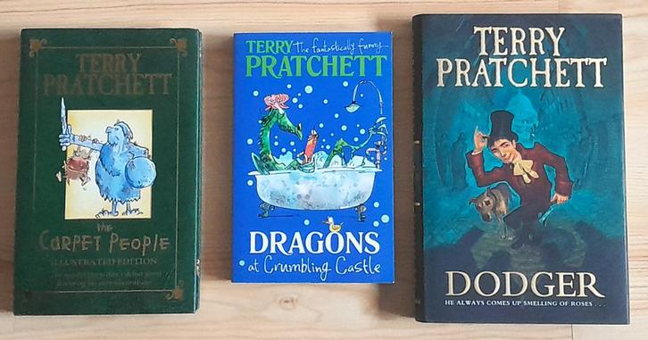 TERRY PRATCHETT, Boeken, Fantasy, Gelezen, Ophalen of Verzenden