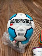 Voetbal training set: ballen, pionen, hoedjes, Maat L, Ophalen, Nieuw, Bal
