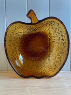 Vintage glazen appel schaal amber kleurig 1970s, Antiek en Kunst, Ophalen of Verzenden