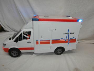 Bruder Mercedes ambulance met chauffeur  beschikbaar voor biedingen